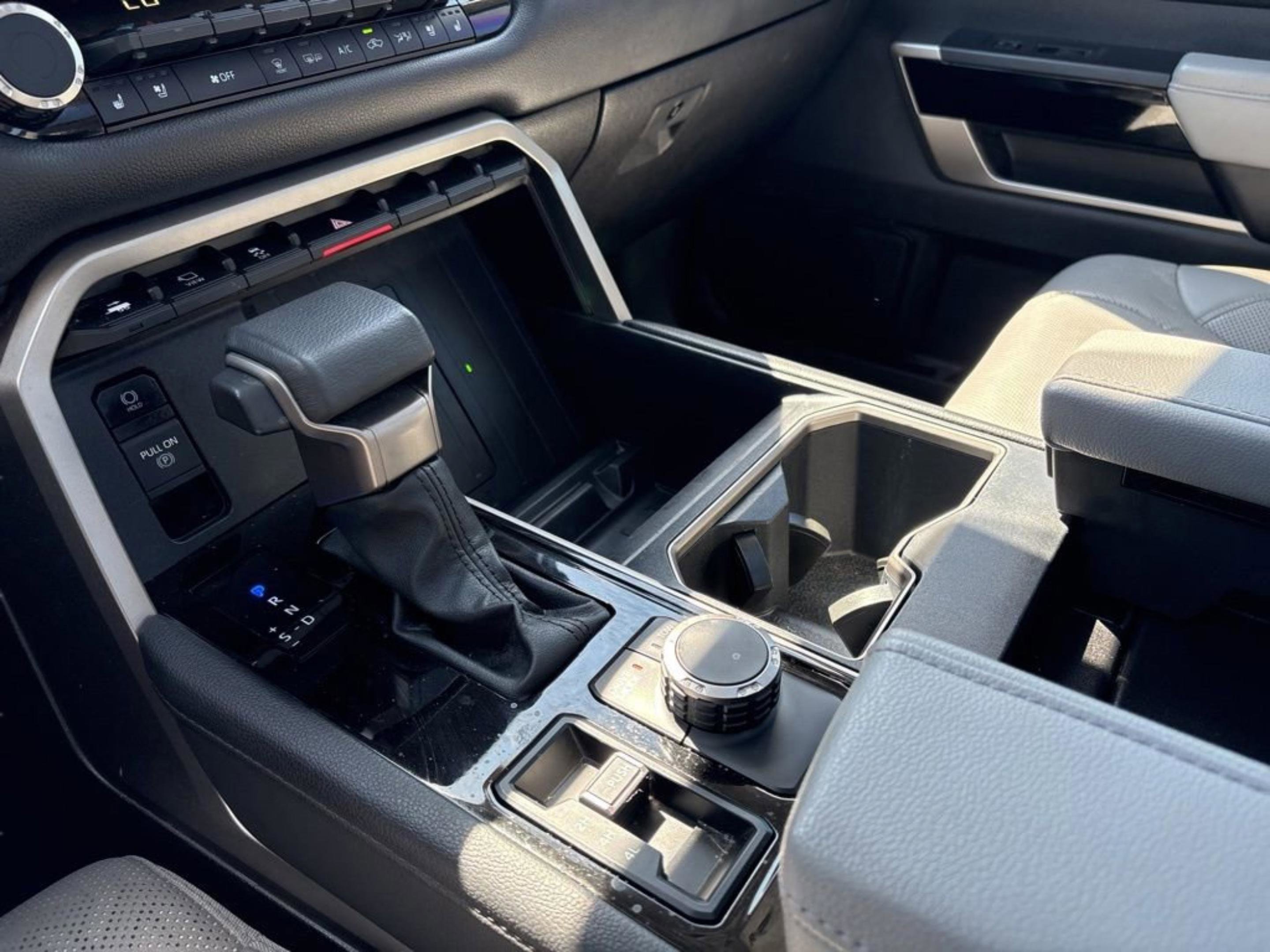 Used 2024 Toyota Tundra Limited image 26