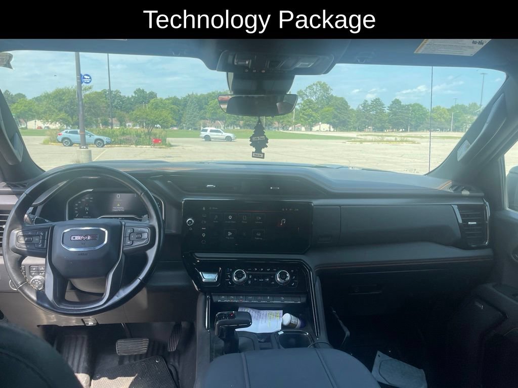 Used 2023 GMC Sierra 1500 AT4 w/ Technology Package AWD/4WD image 13