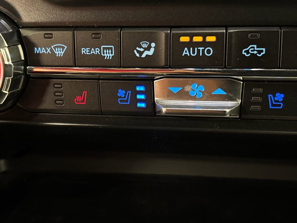 Used 2021 Ford F150 Lariat AWD/4WD image 47
