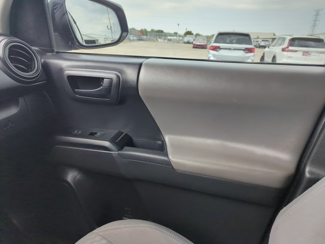 Used 2023 Toyota Tacoma SR AWD/4WD image 23