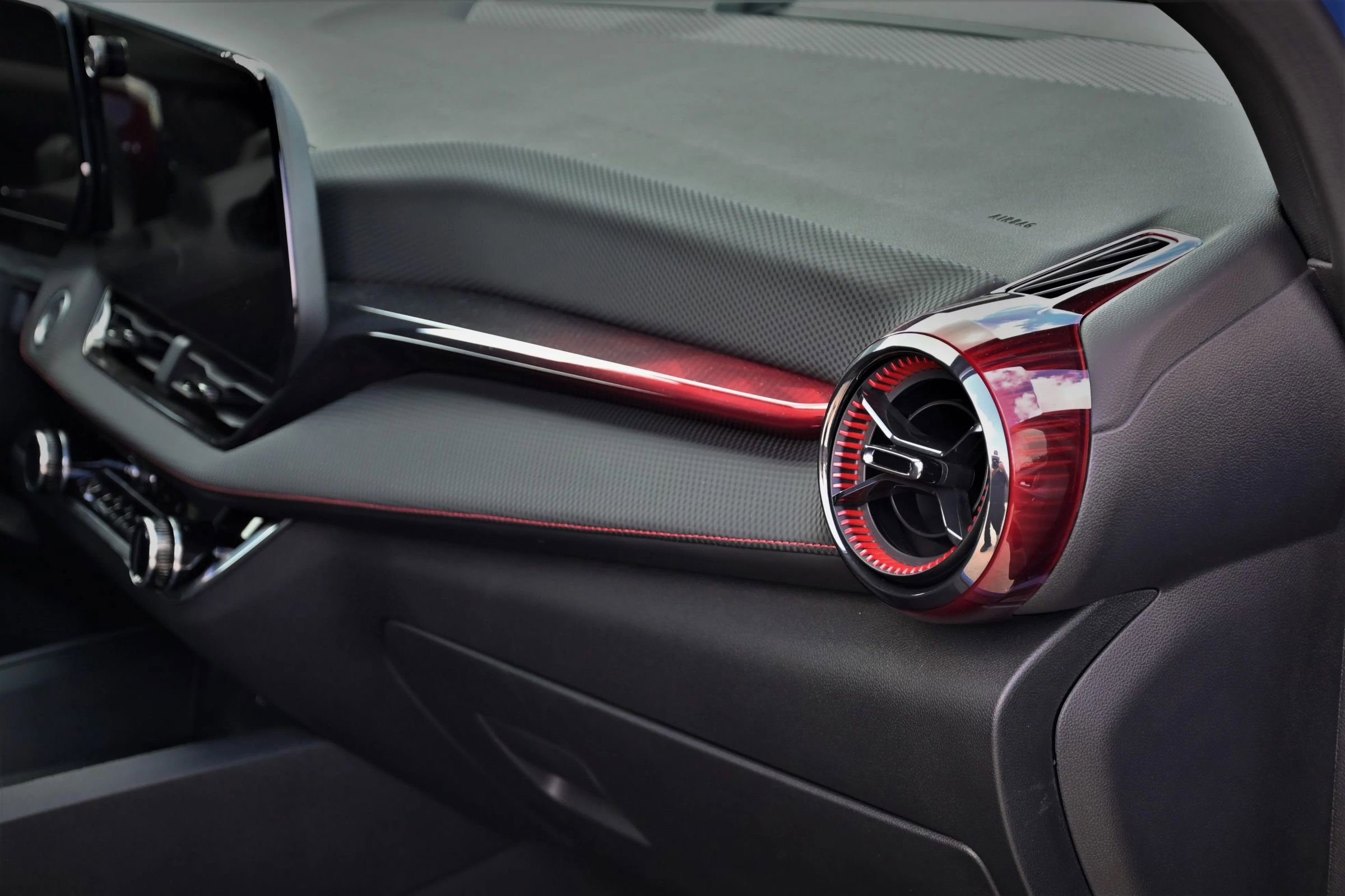 Used 2025 Chevrolet Equinox RS FWD image 19