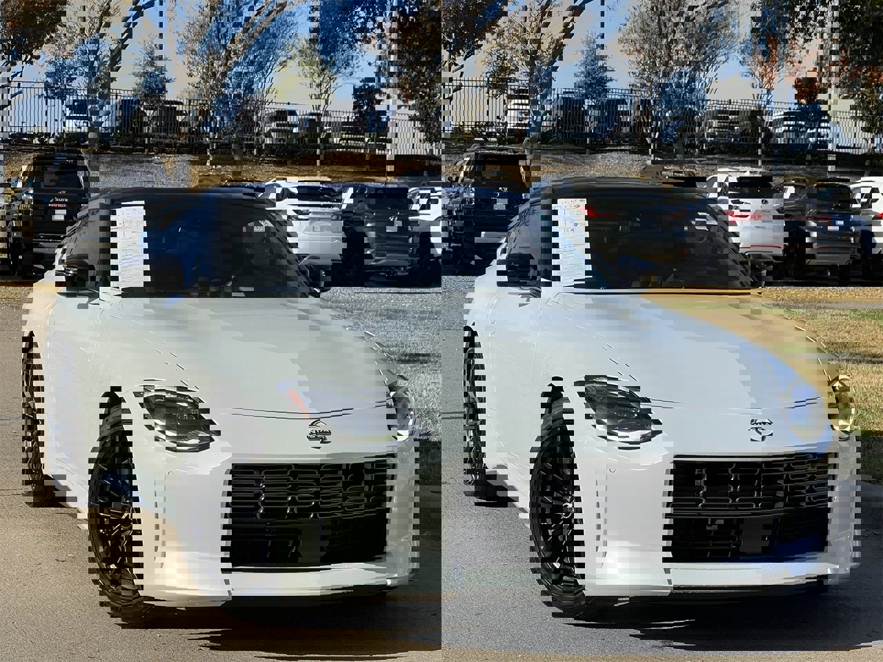 Certified 2024 Nissan Z Performance w/ Floor Mat Package image 2