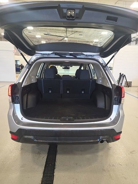 Used 2021 Subaru Forester image 6