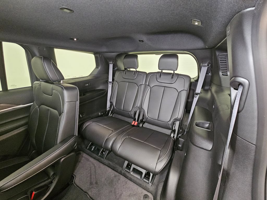 New 2026 Jeep Grand Cherokee L Limited AWD/4WD image 6