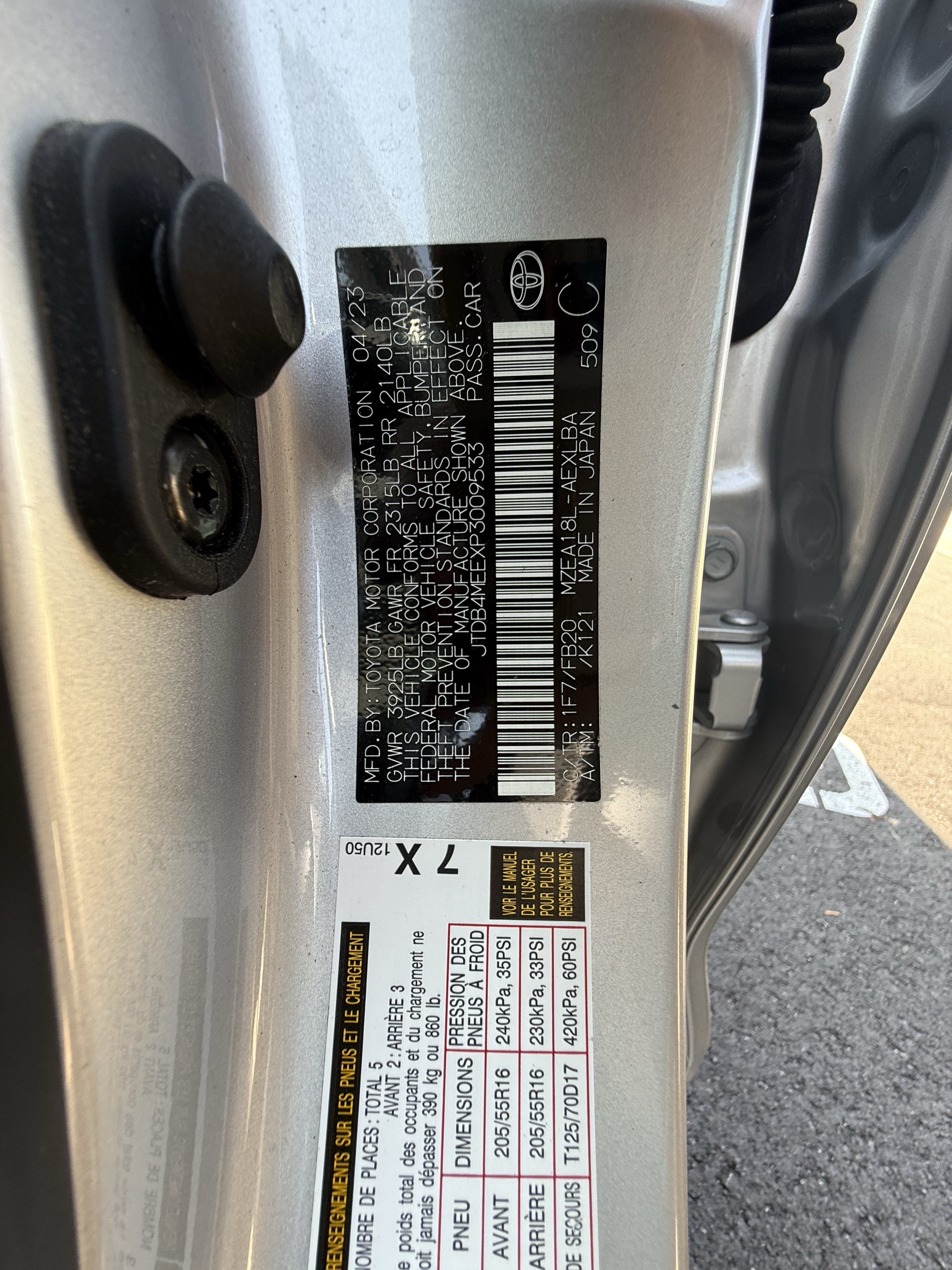 Used 2023 Toyota Corolla LE FWD image 34