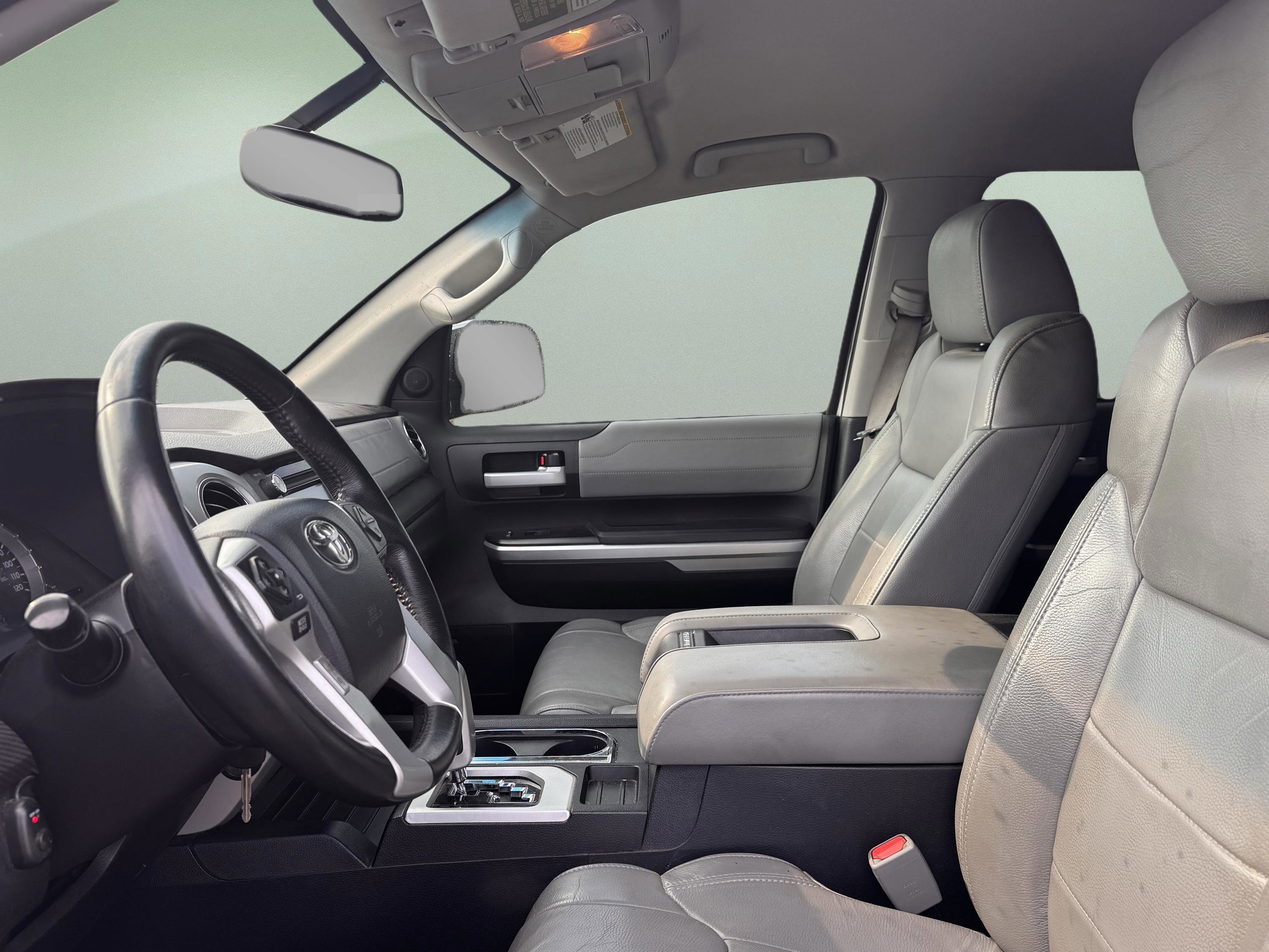 Used 2017 Toyota Tundra Limited image 7