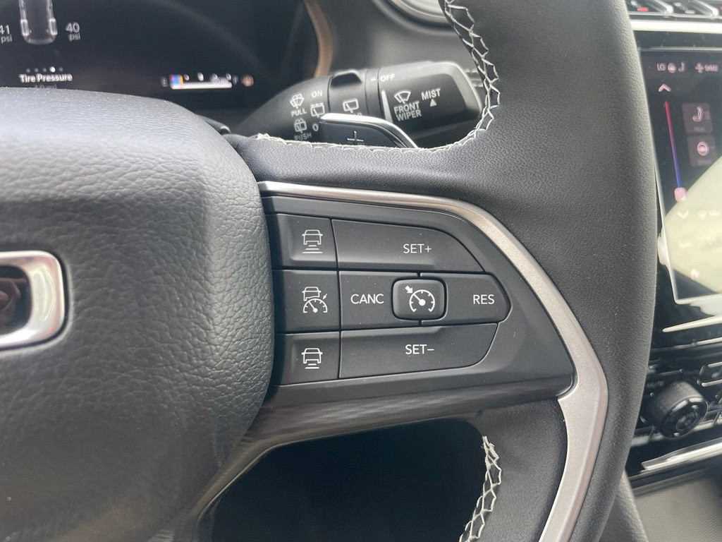 New 2026 Jeep Grand Cherokee Laredo X AWD/4WD image 18