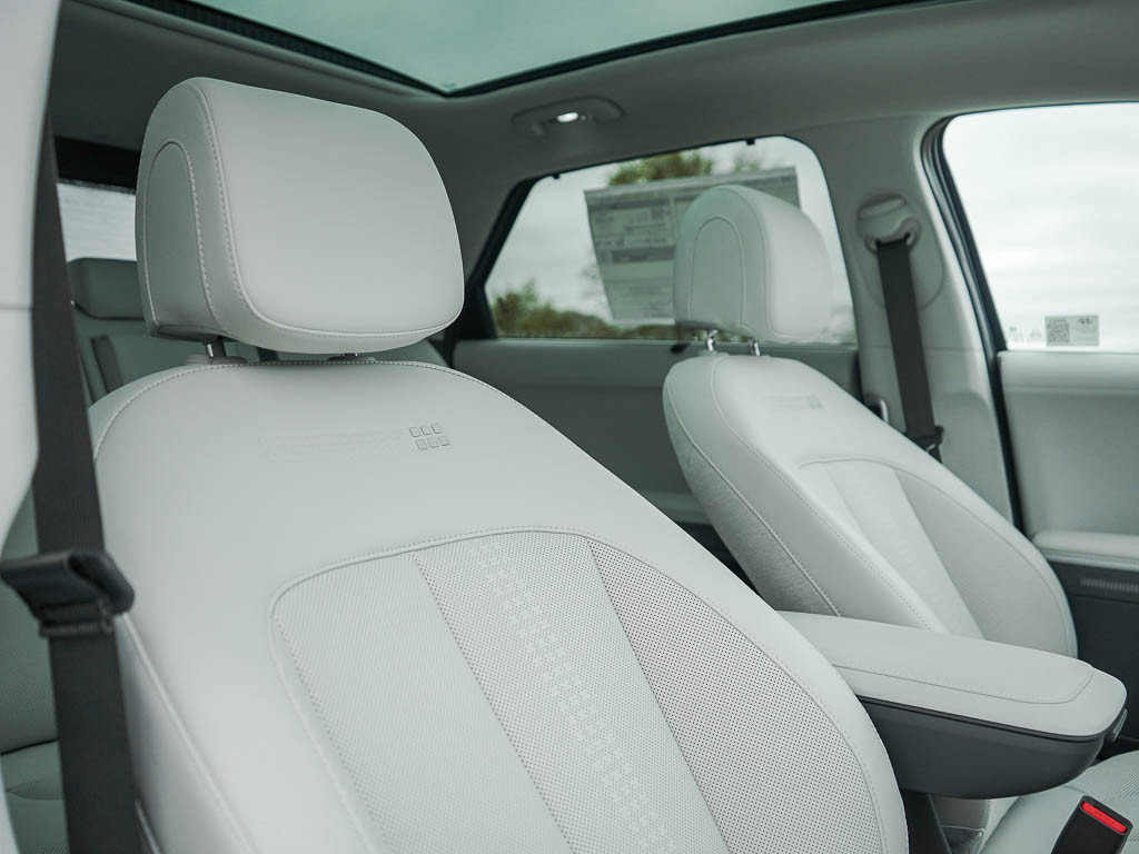 New 2026 Hyundai Ioniq 5 Limited image 11