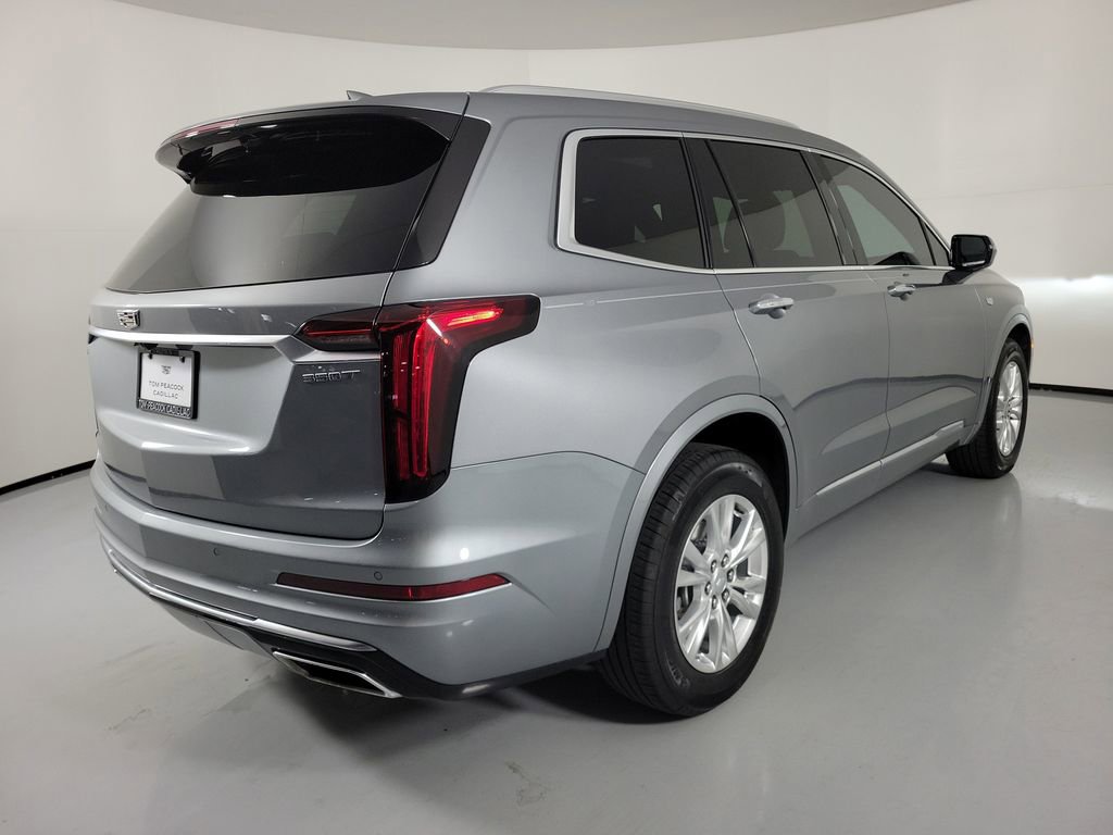 Certified 2024 Cadillac XT6 Luxury w/ LPO, Floor Liner Package FWD image 4