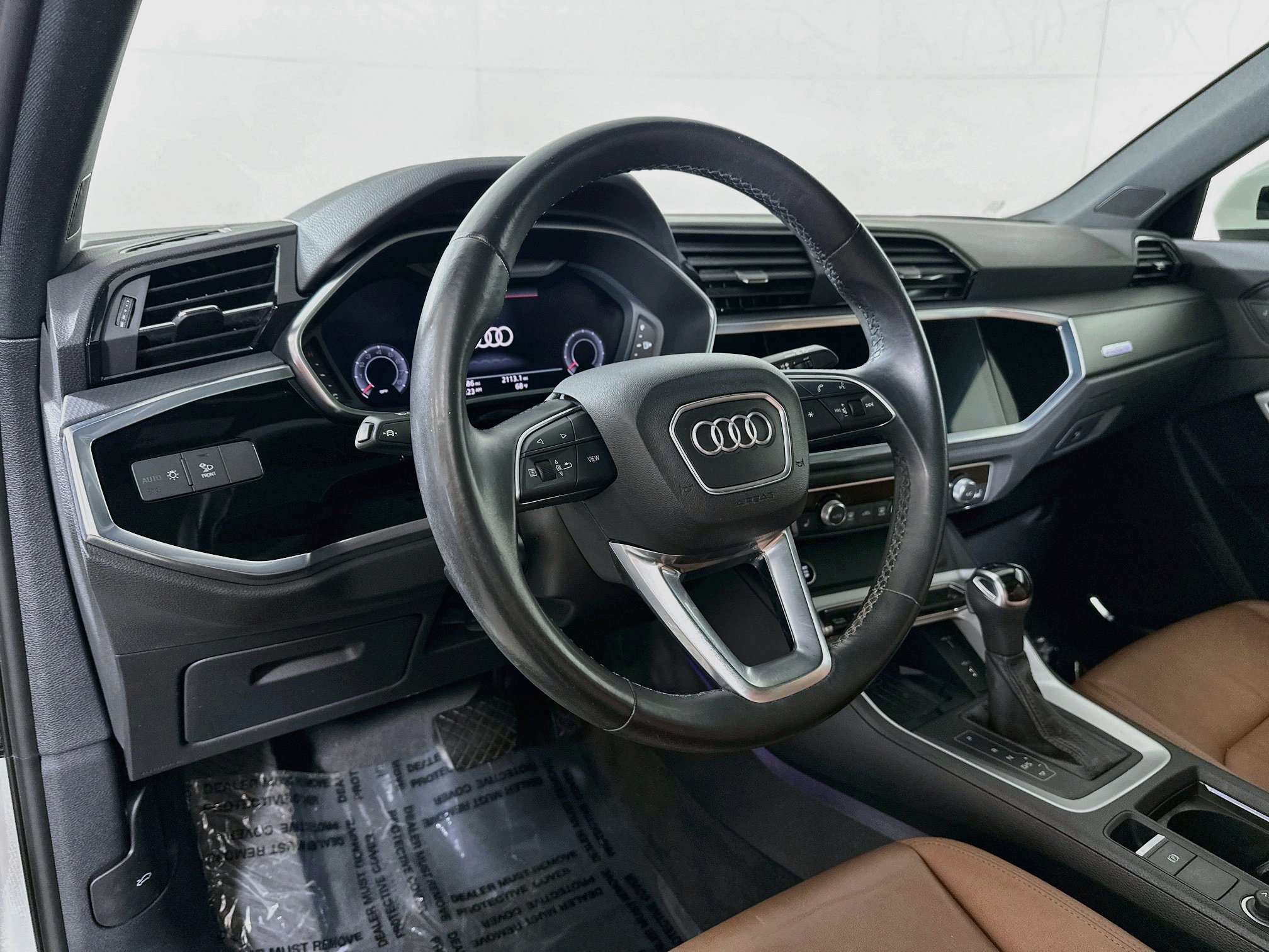 Used 2021 Audi Q3 2.0T Premium Plus w/ Premium Plus Package AWD/4WD image 9