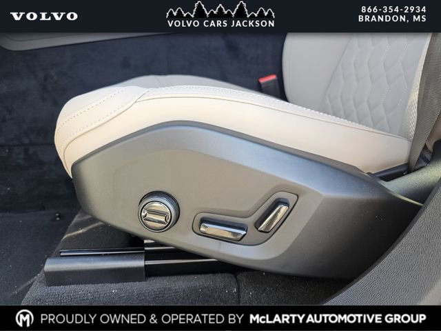New 2026 Volvo XC60 B5 Plus w/ Protection Package Premier image 14
