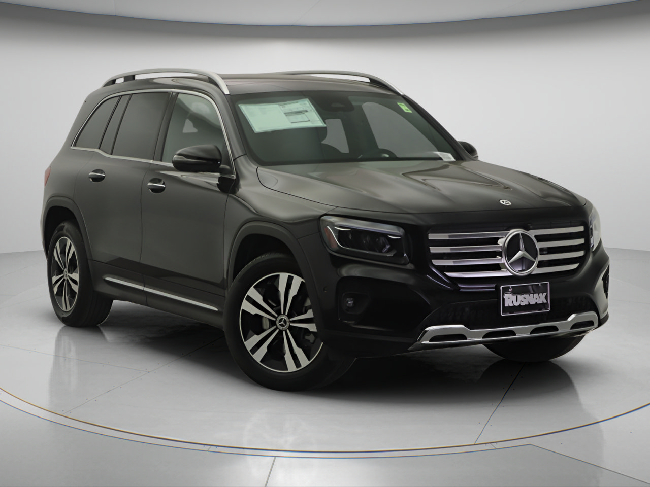New 2026 Mercedes-Benz GLB 250 image 1