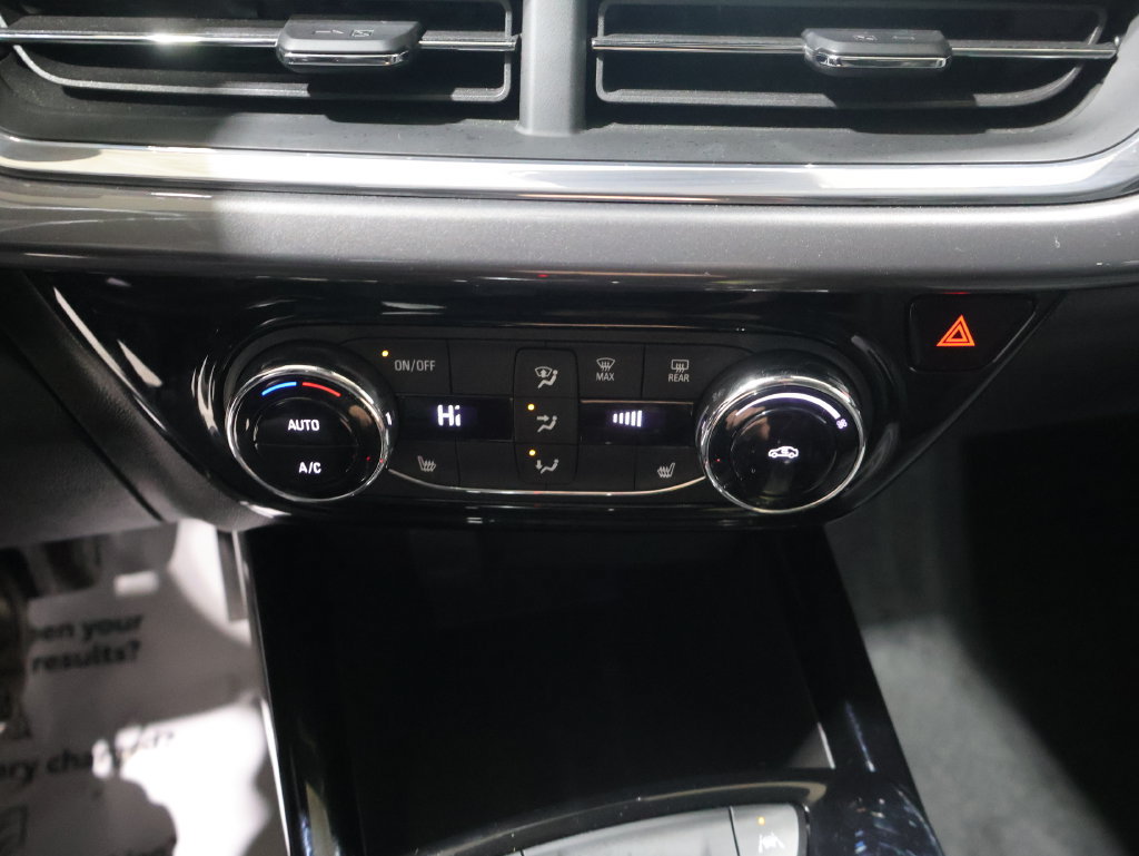 Used 2025 Chevrolet Trax ACTIV w/ Driver Confidence Package FWD image 27