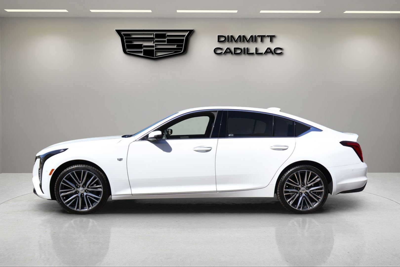 New 2026 Cadillac CT5 Premium Luxury image 2