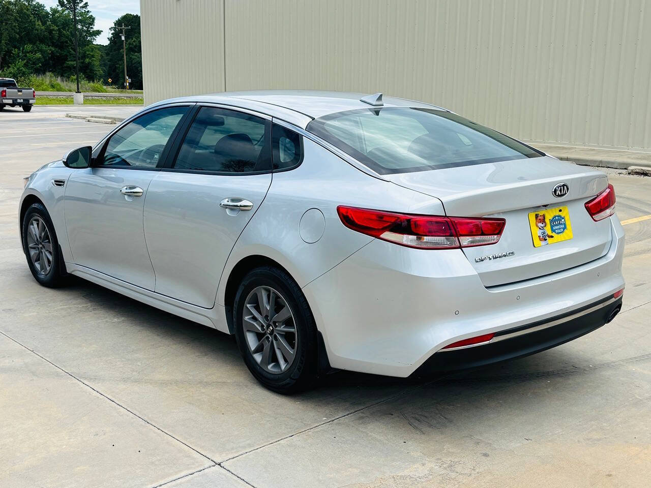 Used 2018 Kia Optima LX w/ Convenience Package FWD image 7