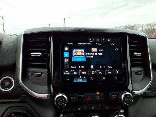 New 2026 RAM 1500 4x4 Crew Cab image 15