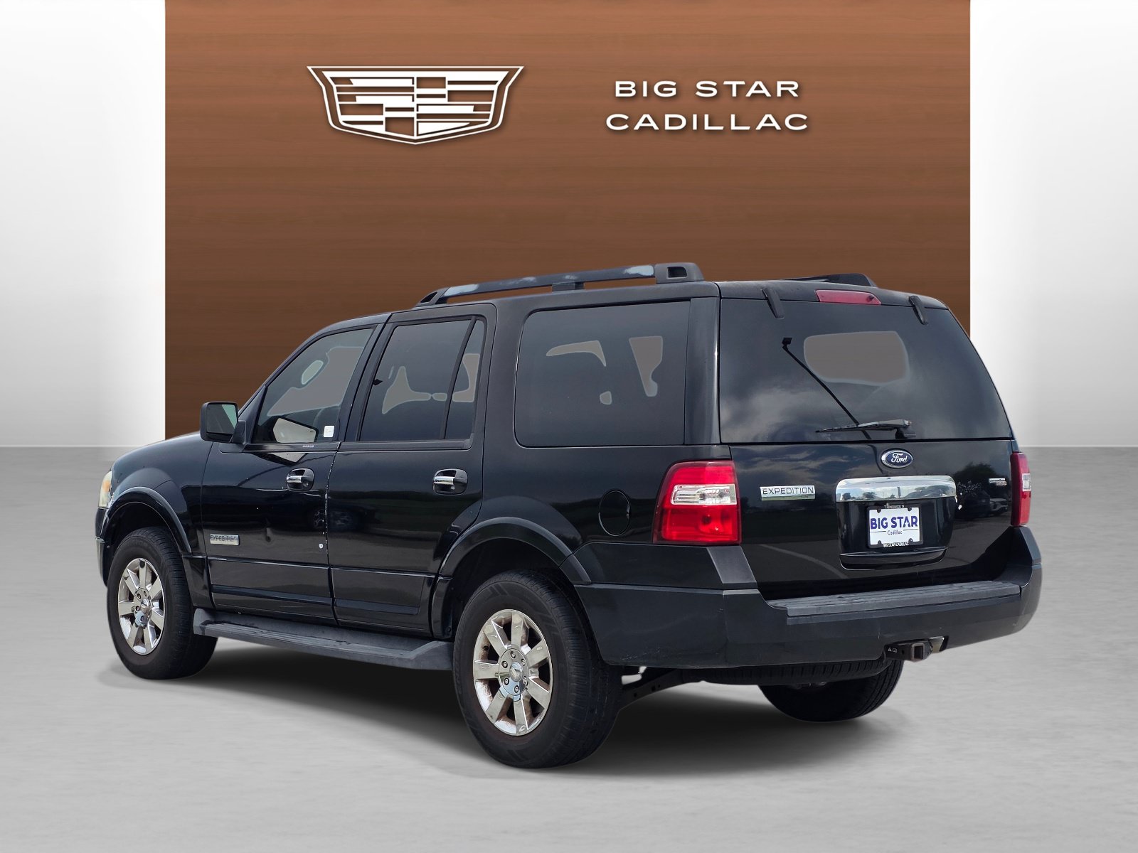 Used 2008 Ford Expedition XLT RWD image 3