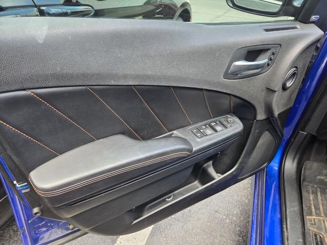 Used 2018 Dodge Charger R/T RWD image 9