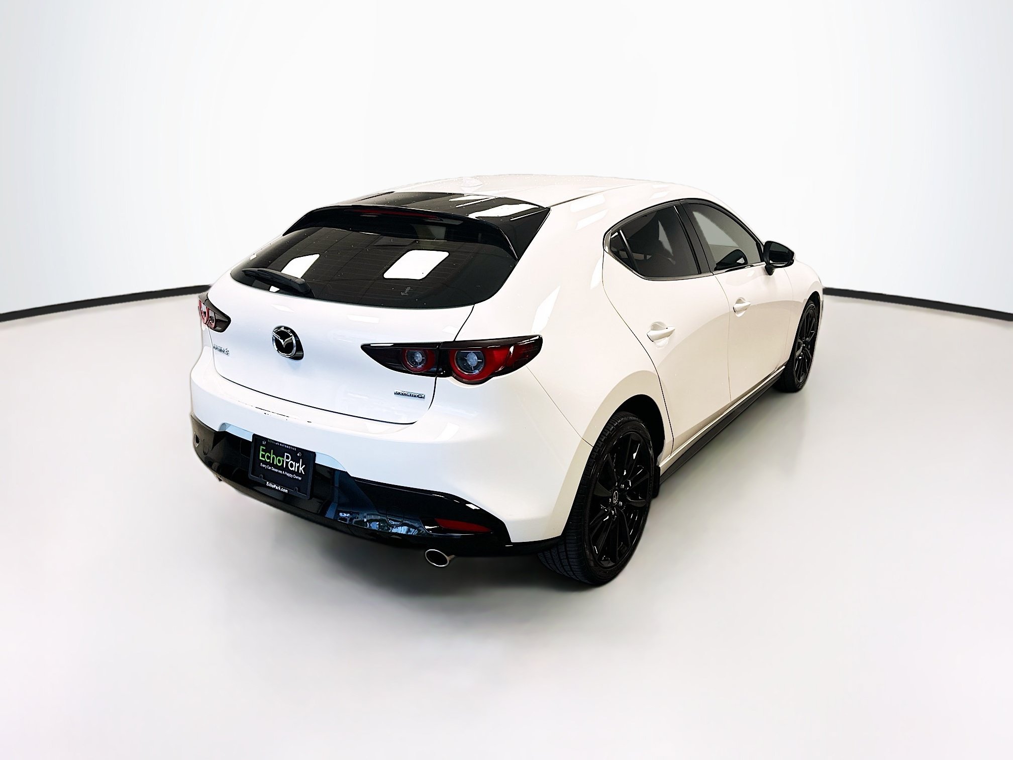 Used 2023 MAZDA MAZDA3 s FWD image 9