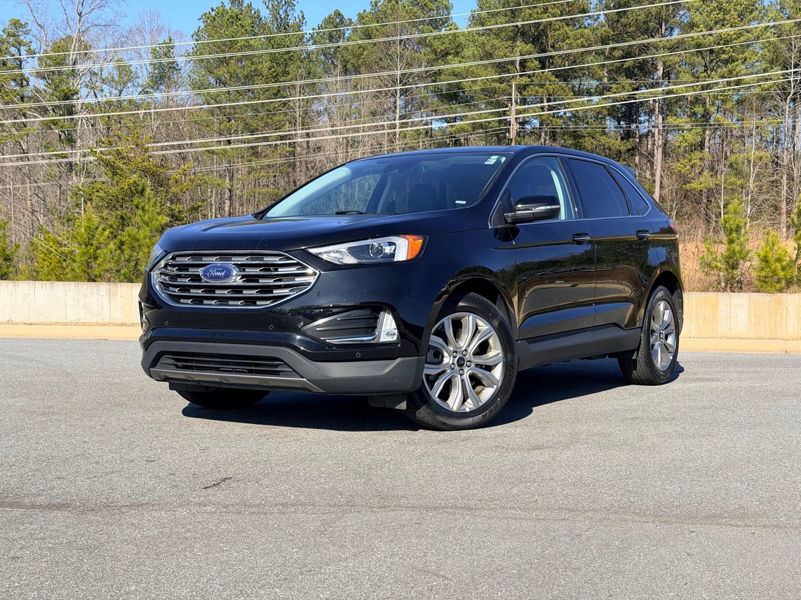 Used 2024 Ford Edge Titanium AWD/4WD image 1
