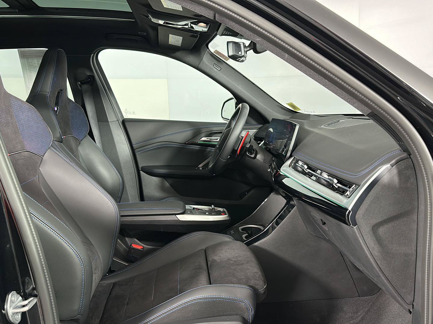 Used 2025 BMW X1 M35i w/ Premium Package AWD/4WD image 27