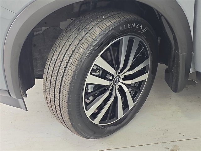 Certified 2025 Nissan Pathfinder Platinum w/ Cargo Package image 32