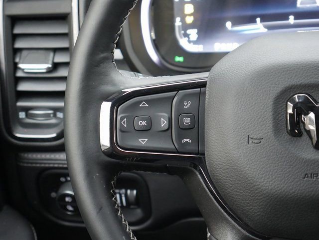 Used 2025 RAM 3500 Limited AWD/4WD image 20