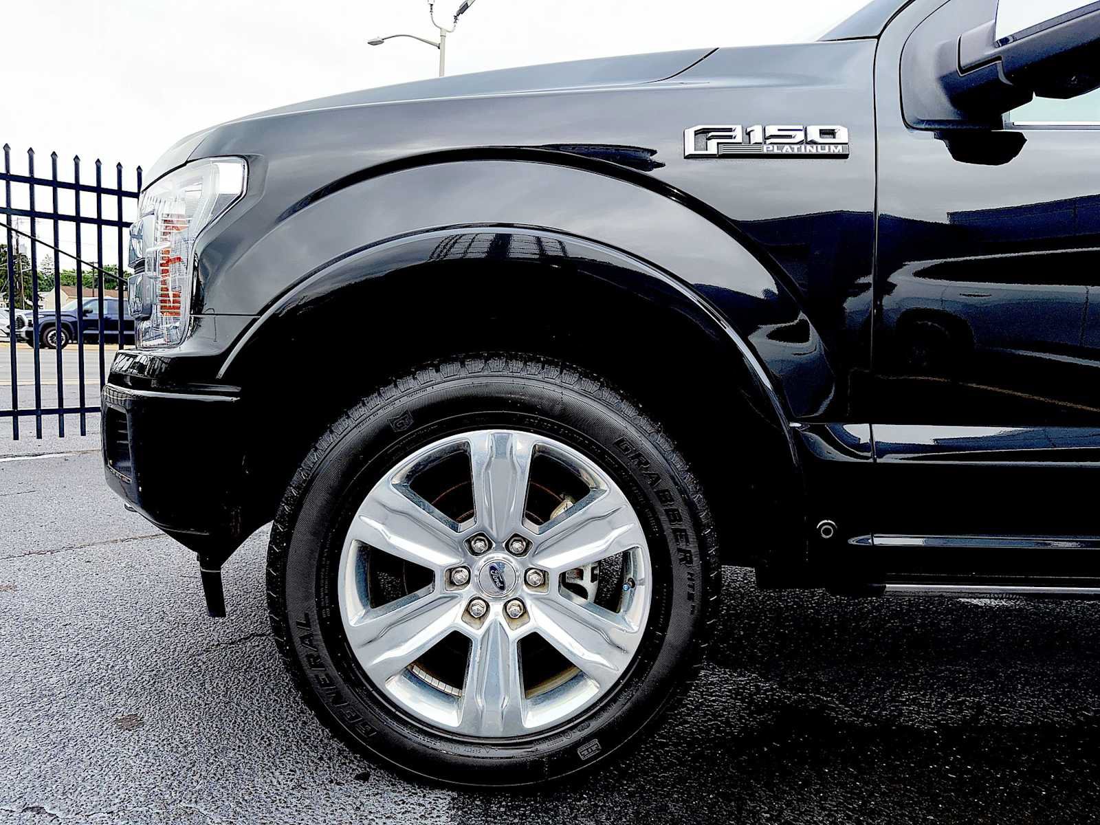 Used 2020 Ford F150 Platinum w/ Equipment Group 701A Luxury AWD/4WD image 8