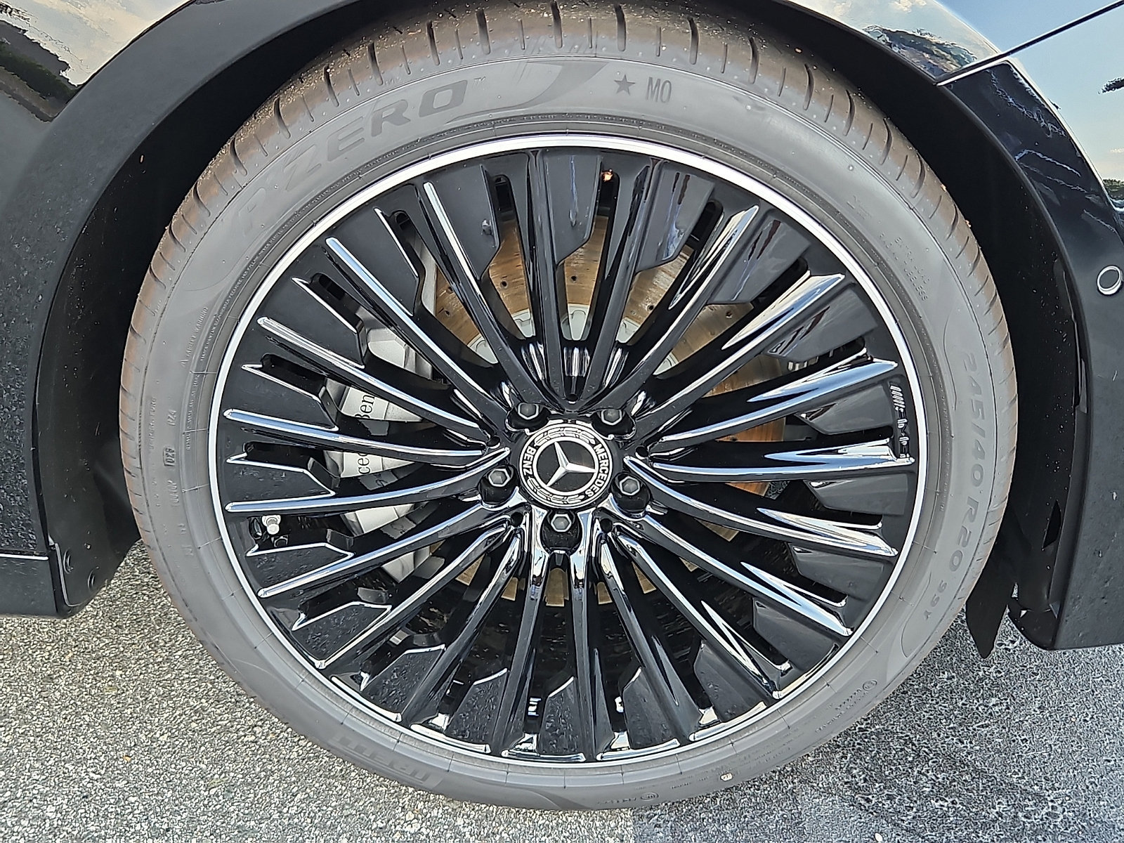 New 2026 Mercedes-Benz E 450 4MATIC Sedan image 5