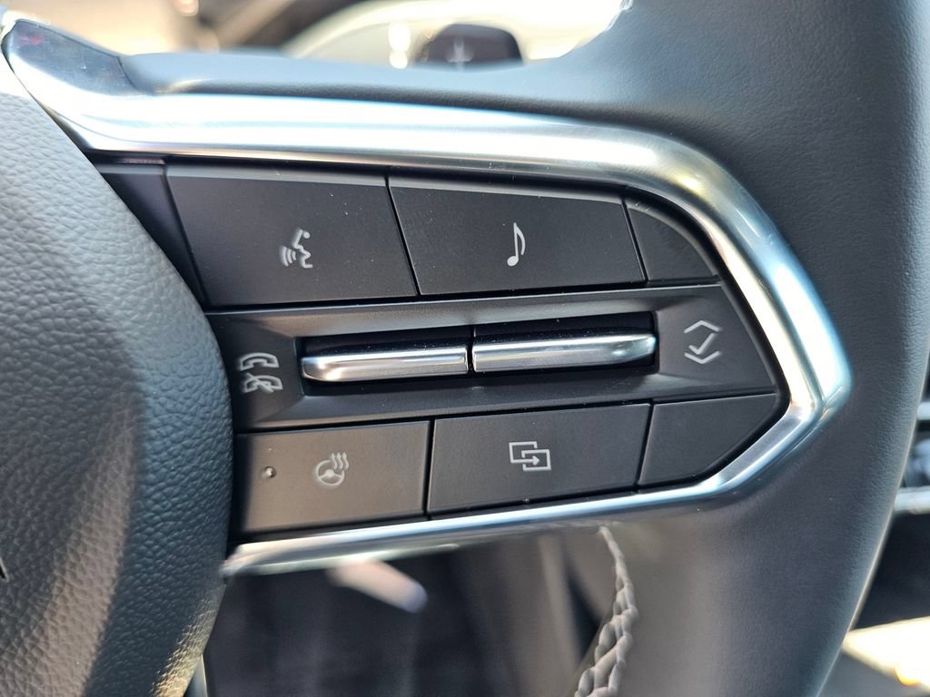 New 2026 Chevrolet Traverse LT FWD image 25