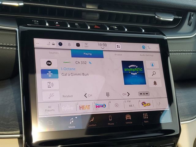 New 2025 Jeep Grand Cherokee L Limited w/ Luxury Tech Group II image 10