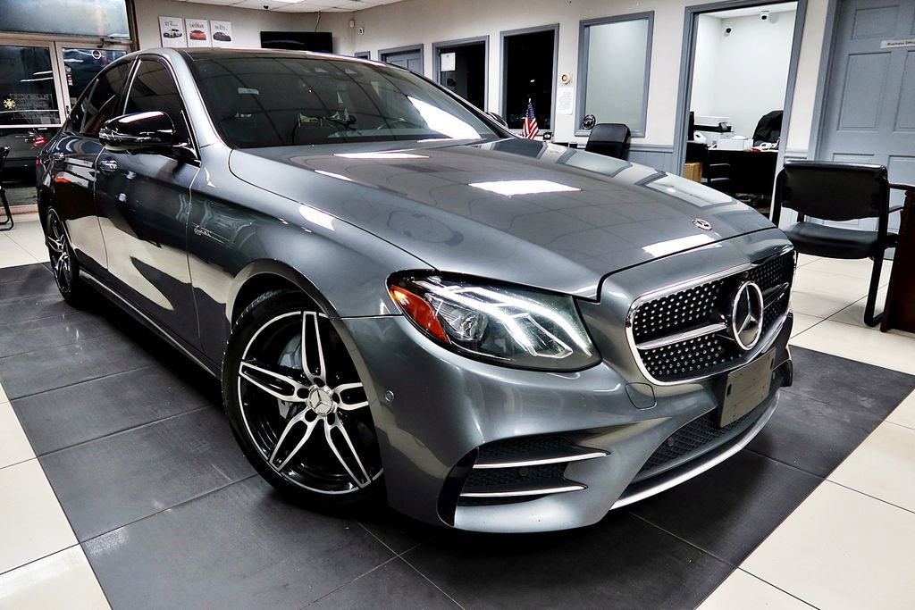 Used 2018 Mercedes-Benz E 43 AMG 4MATIC Sedan image 3