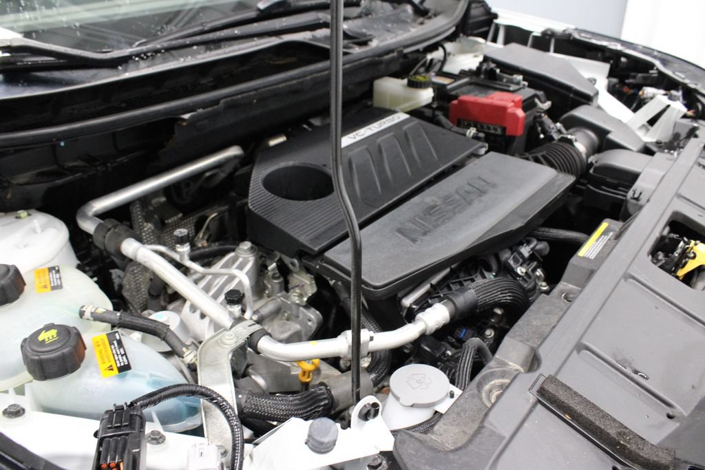 Certified 2023 Nissan Rogue SV FWD image 14