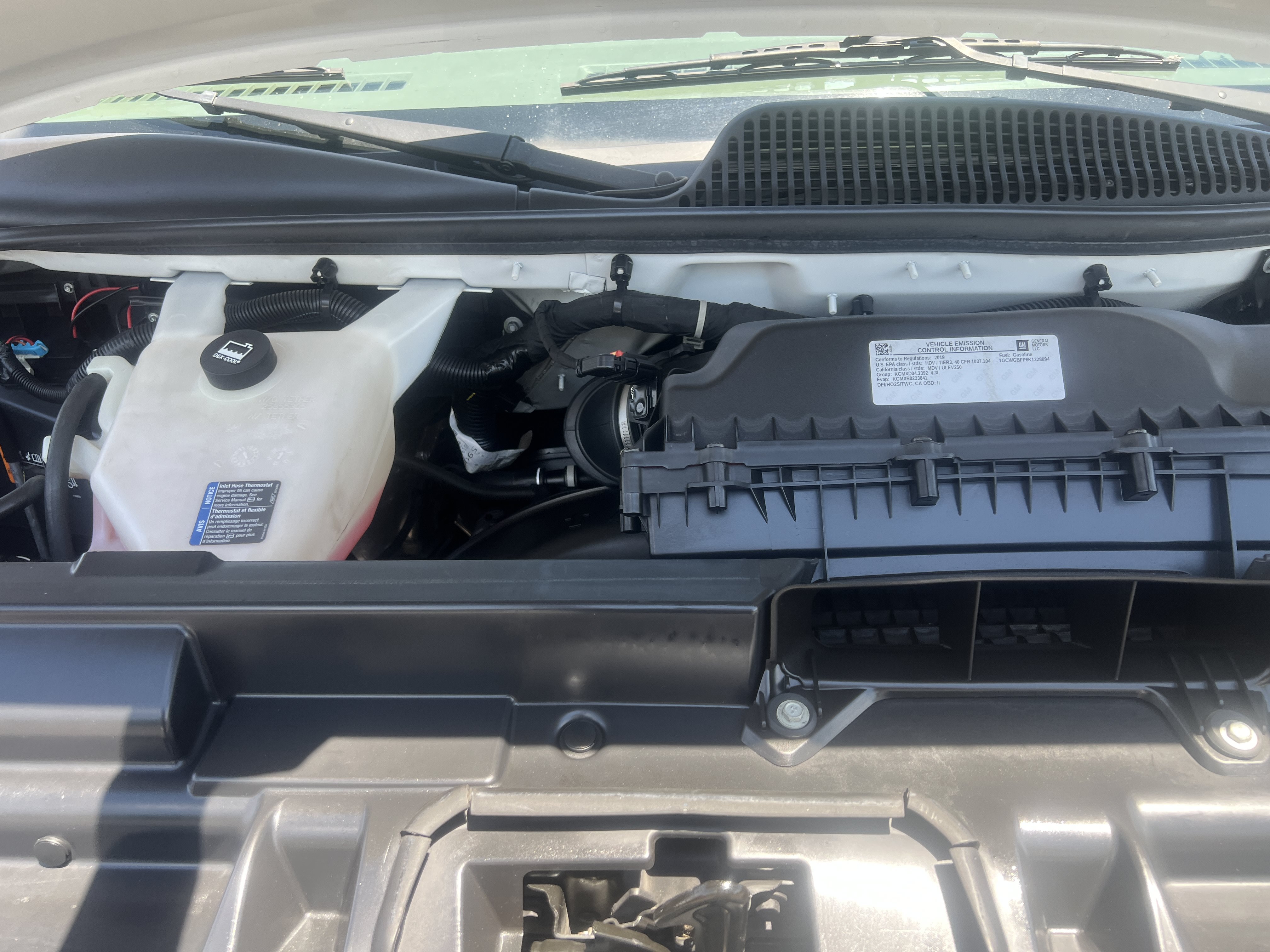 Used 2019 Chevrolet Express 2500 Extended RWD image 15