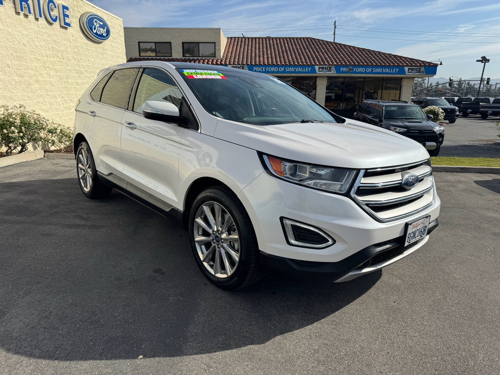 Used 2018 Ford Edge Titanium w/ Equipment Group 301A image 3
