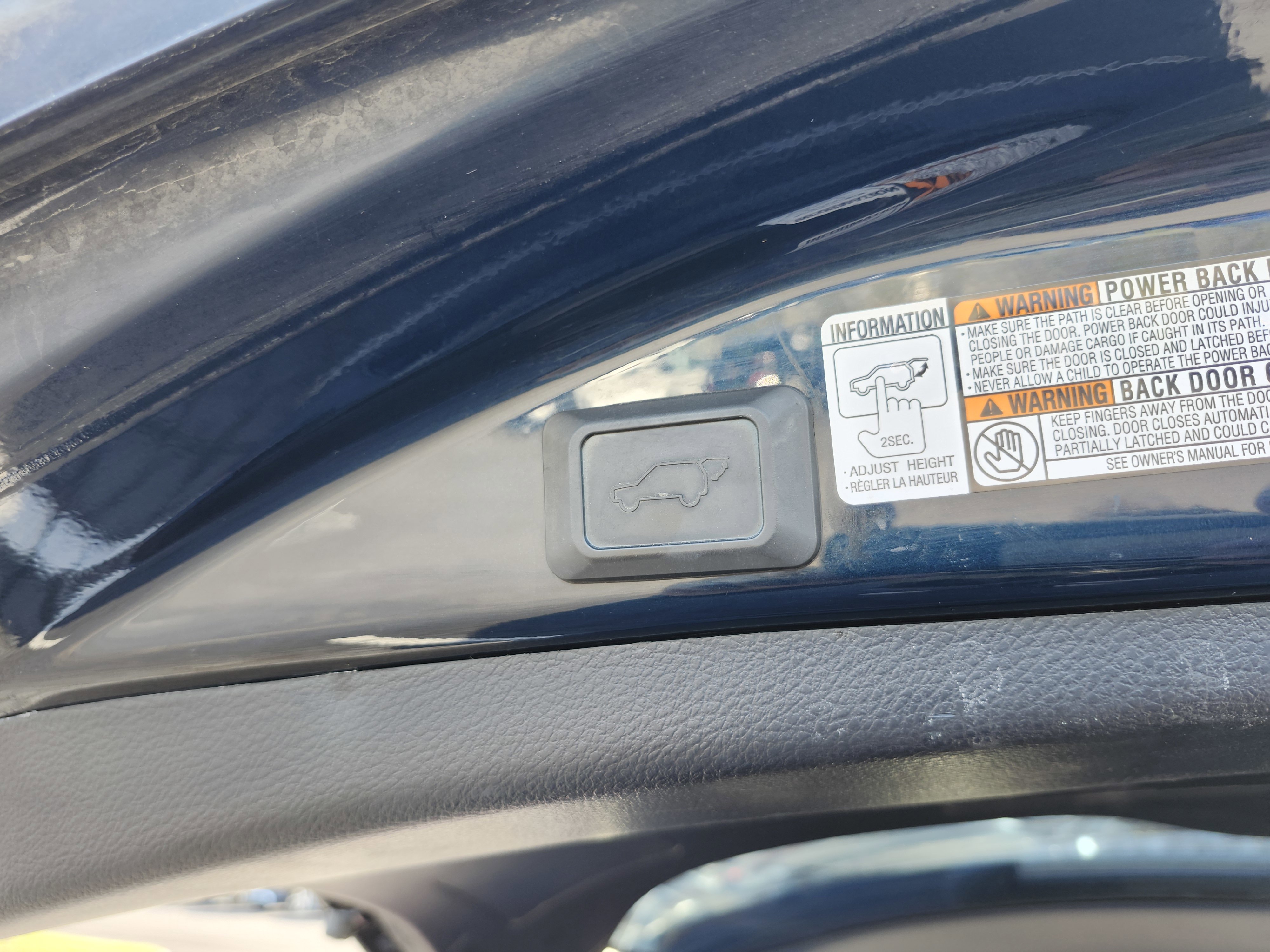 Used 2017 Toyota RAV4 SE image 24