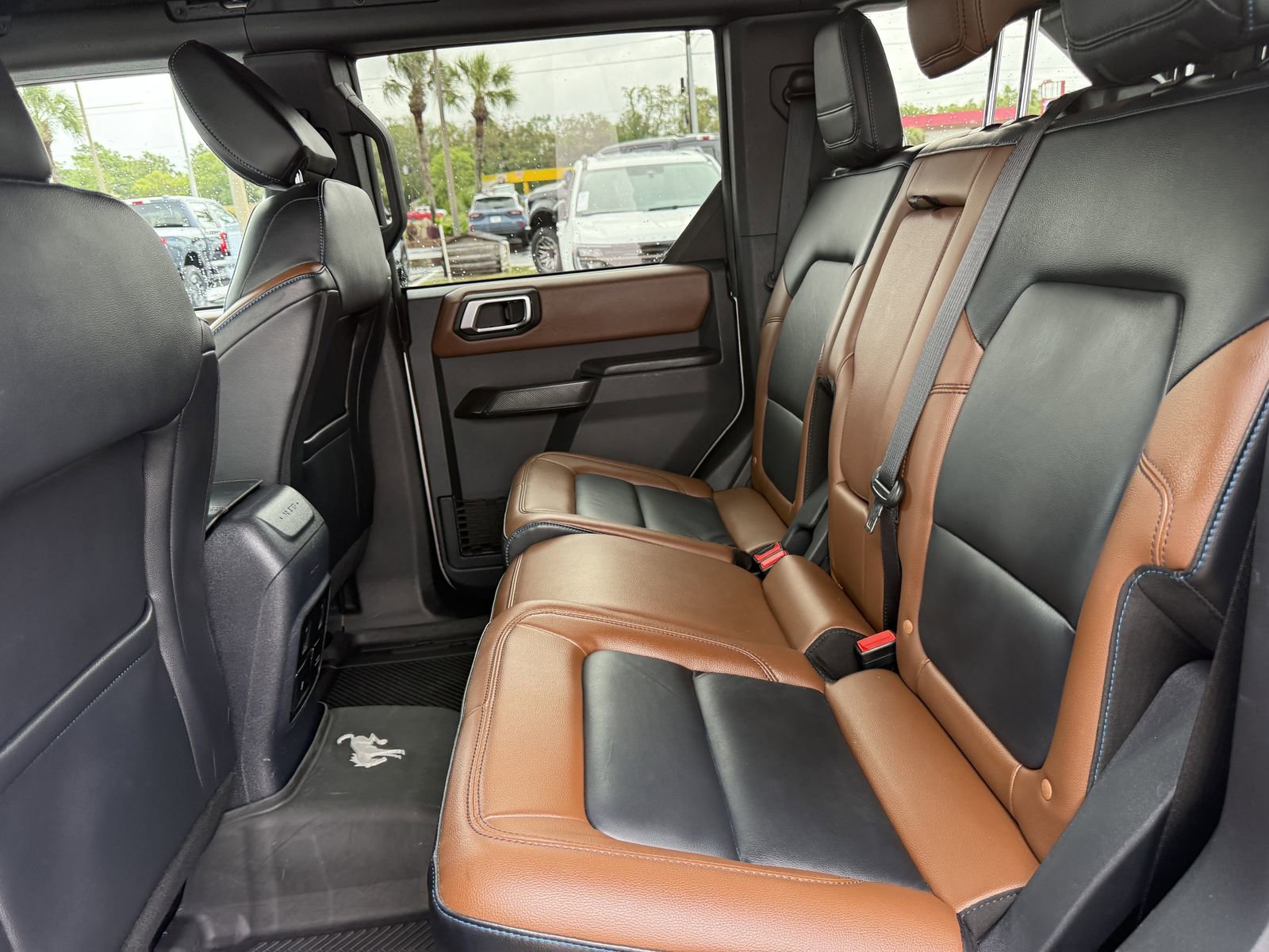 Certified 2024 Ford Bronco Outer Banks image 19