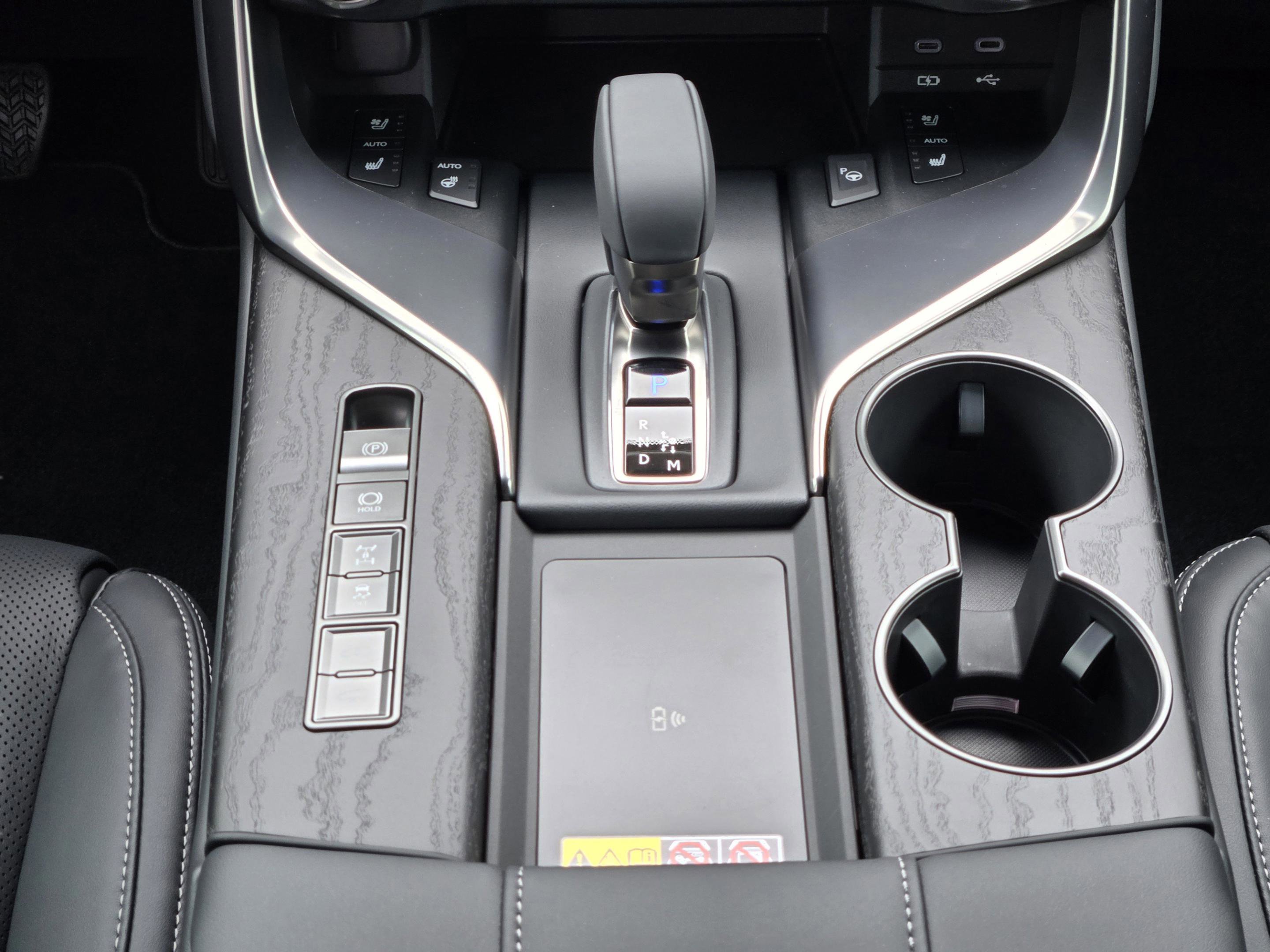 New 2026 Lexus LX 700h Luxury AWD/4WD image 12