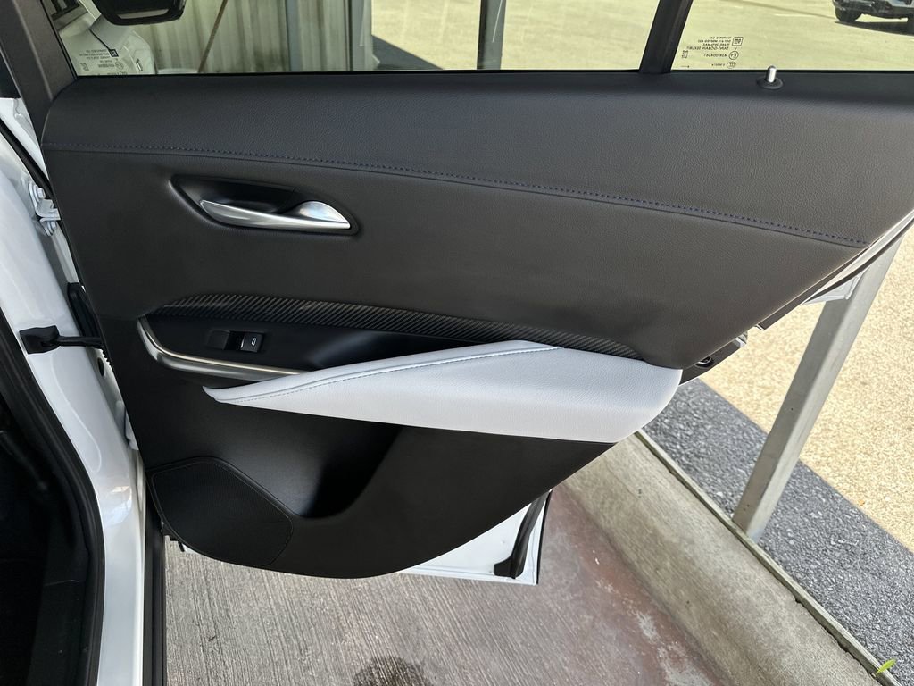 Certified 2025 Cadillac XT4 Sport FWD image 35