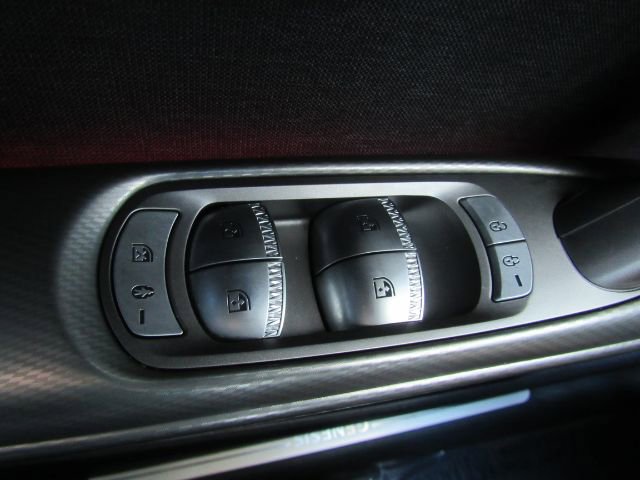 Used 2024 Genesis GV60 RWD image 39