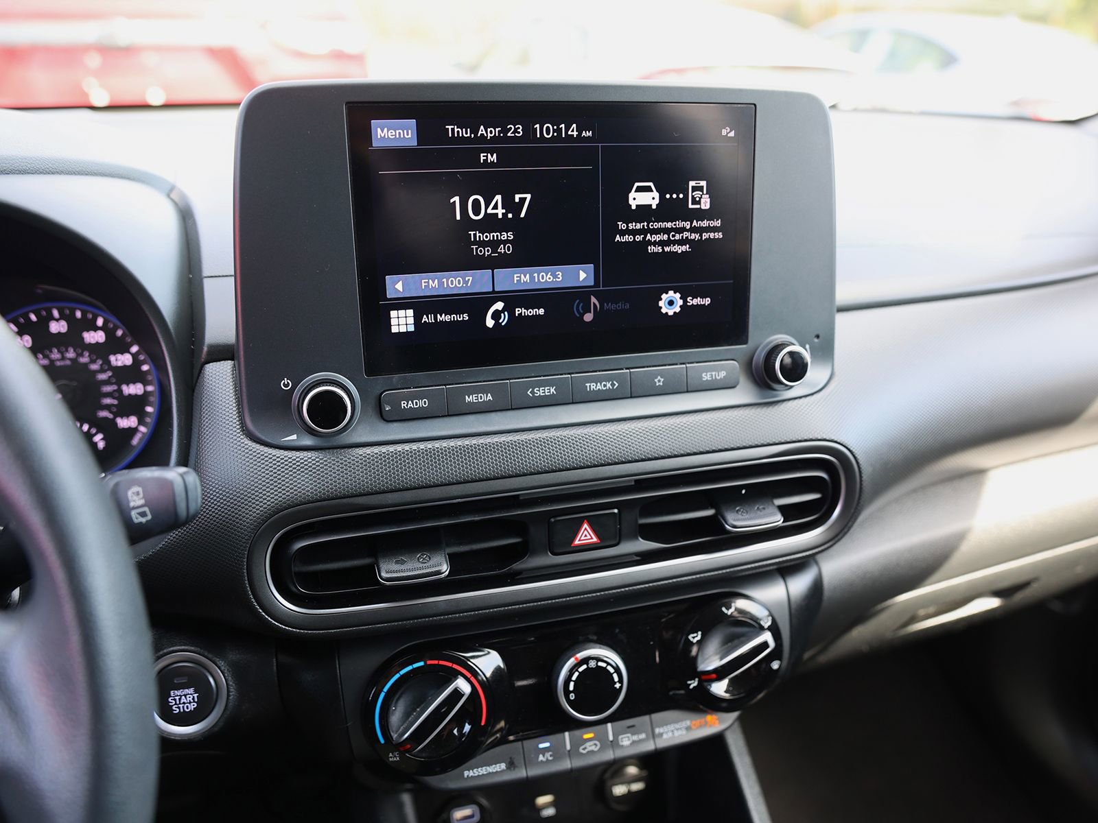Certified 2023 Hyundai Kona SEL AWD/4WD image 21