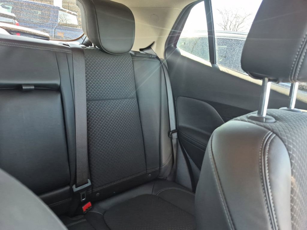 Certified 2022 Buick Encore Preferred w/ Safety Package image 12