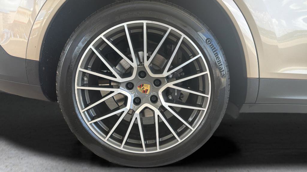 Used 2019 Porsche Cayenne AWD/4WD image 27