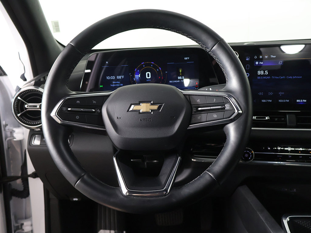 Used 2026 Chevrolet Equinox LT FWD image 36