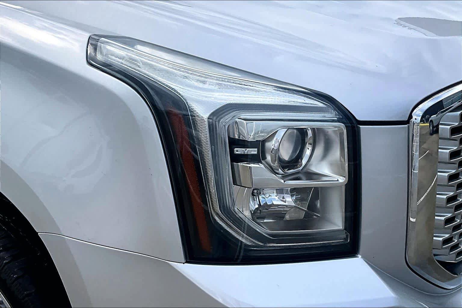 Used 2016 GMC Yukon Denali w/ Open Road Package RWD image 24