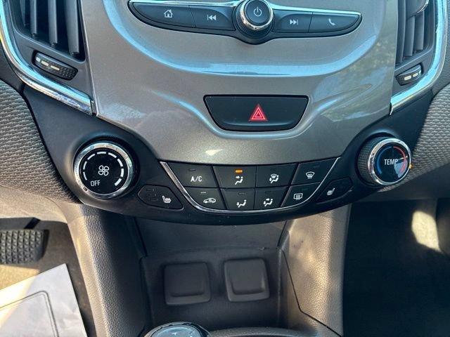 Used 2017 Chevrolet Cruze LT w/ Convenience Package FWD image 12