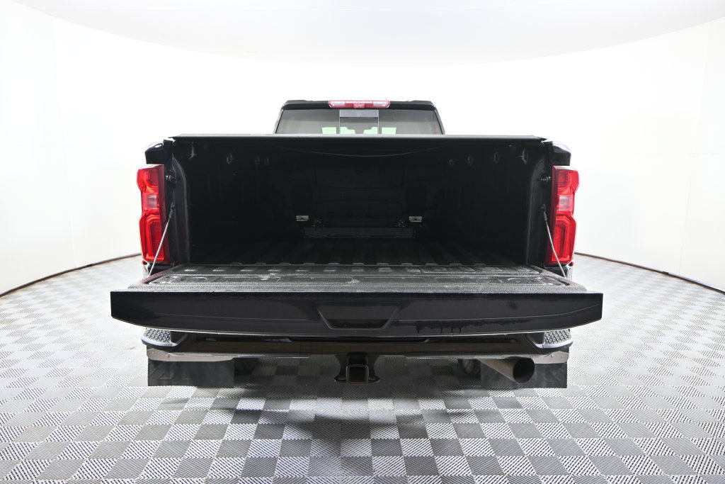 Used 2021 Chevrolet Silverado 3500 High Country w/ Snow Plow Prep/Camper Package AWD/4WD image 6