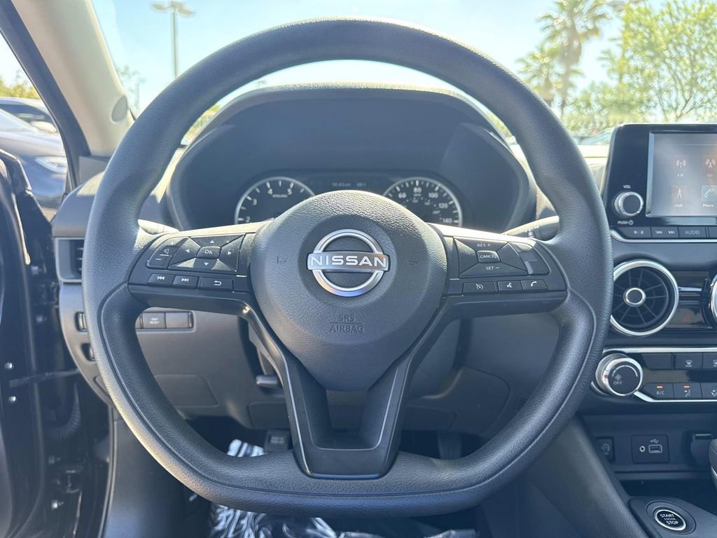 Certified 2025 Nissan Sentra S FWD image 25