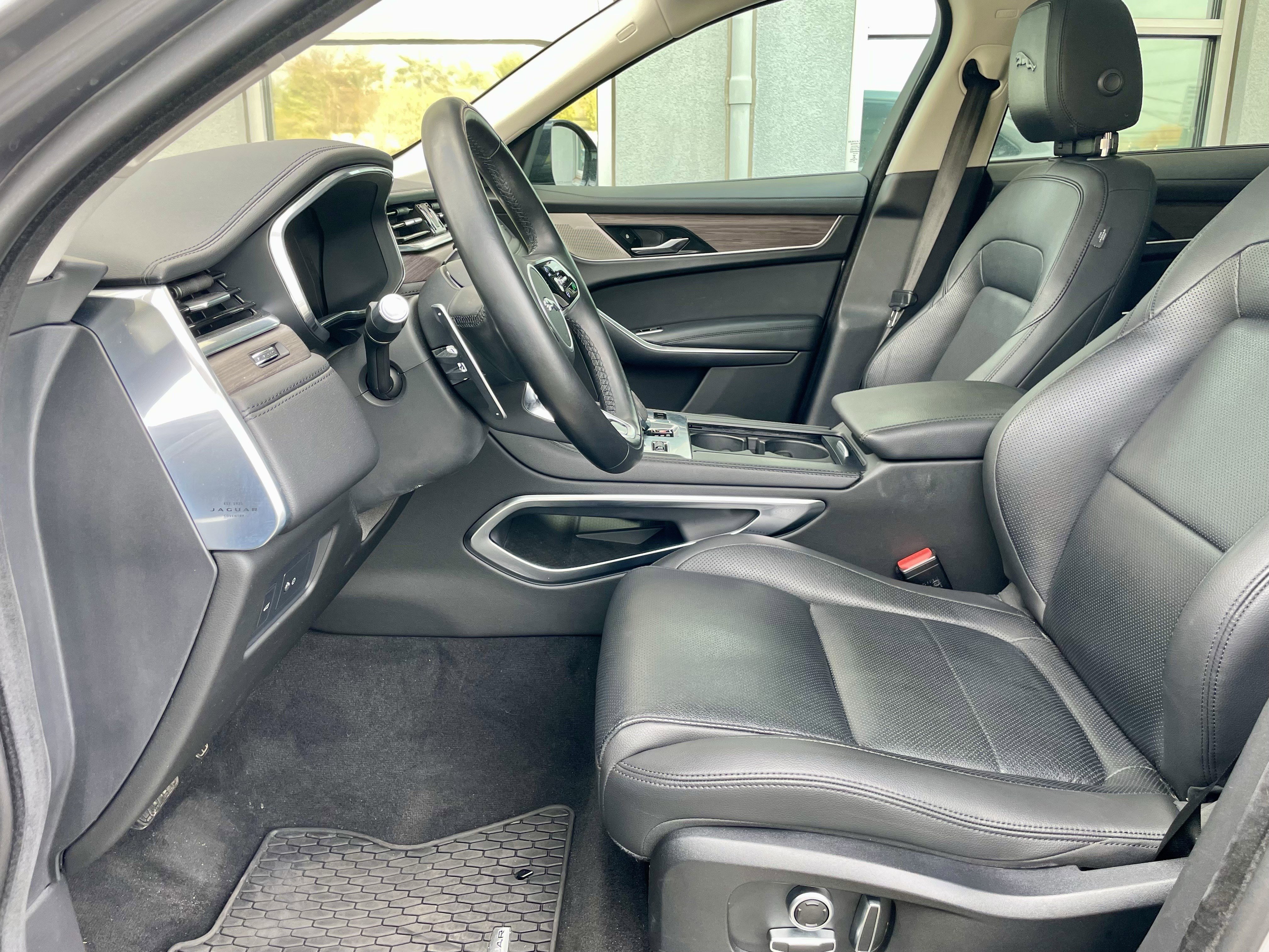 Used 2021 Jaguar F-PACE S image 14