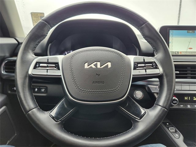 Used 2022 Kia Telluride EX w/ EX Premium Package image 18